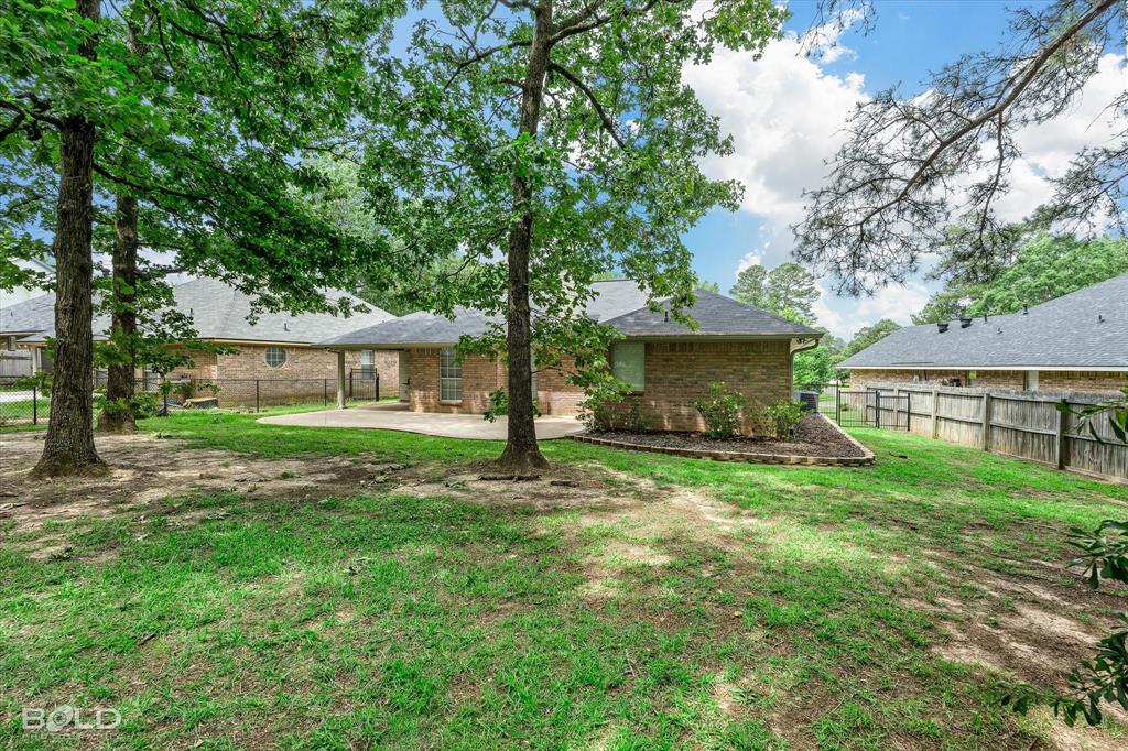 Shreveport, Louisiana 71107, United States, 3 Bedrooms Bedrooms, ,2 BathroomsBathrooms,Residential,Pending,136829