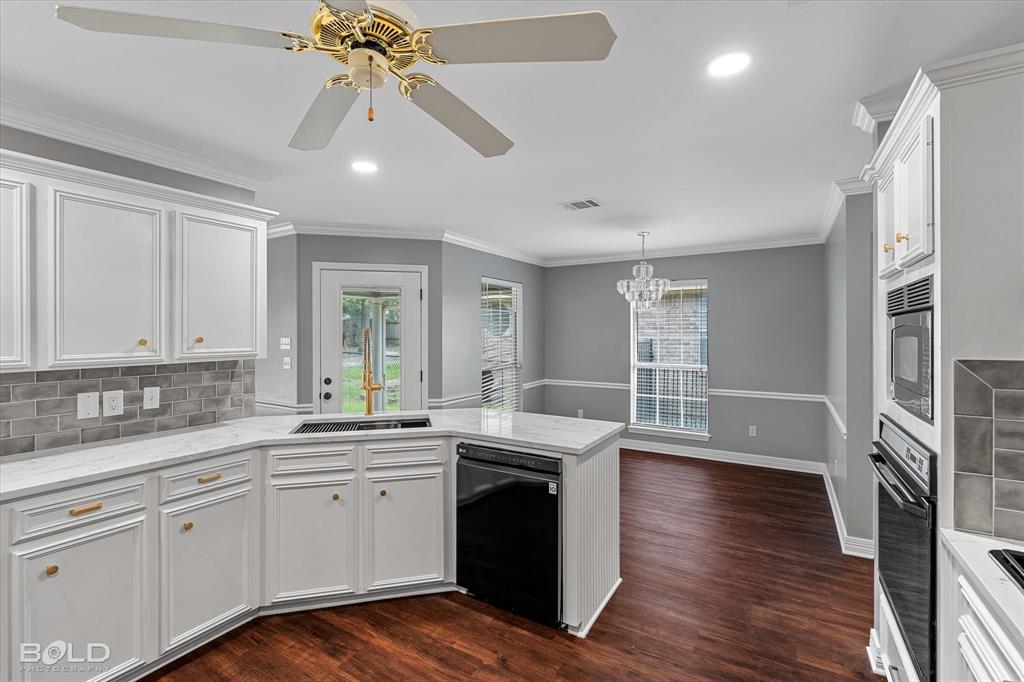 Shreveport, Louisiana 71107, United States, 3 Bedrooms Bedrooms, ,2 BathroomsBathrooms,Residential,Pending,136829