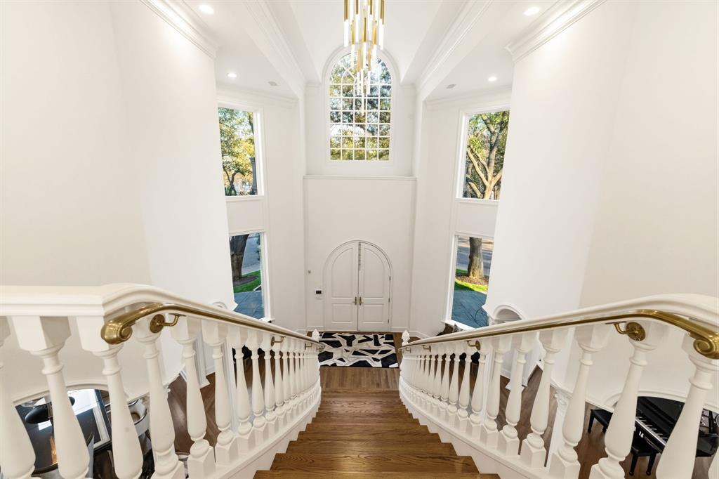 13 Downs Lake Circle