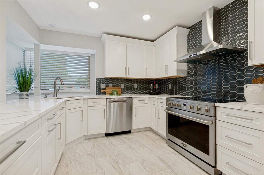 2104 Heather Hill Lane