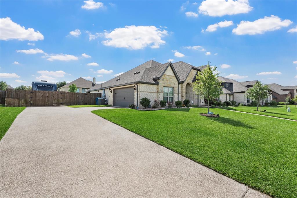 1065 Hesselridge Drive