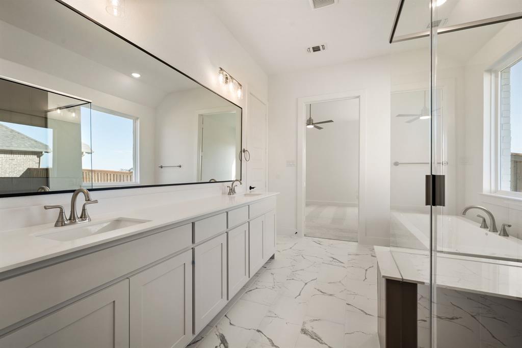 Settler's Glen - Residential