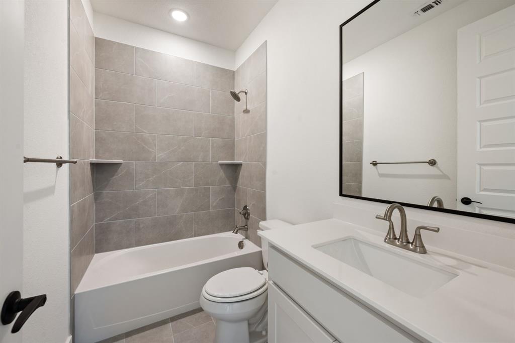 Settler's Glen - Residential