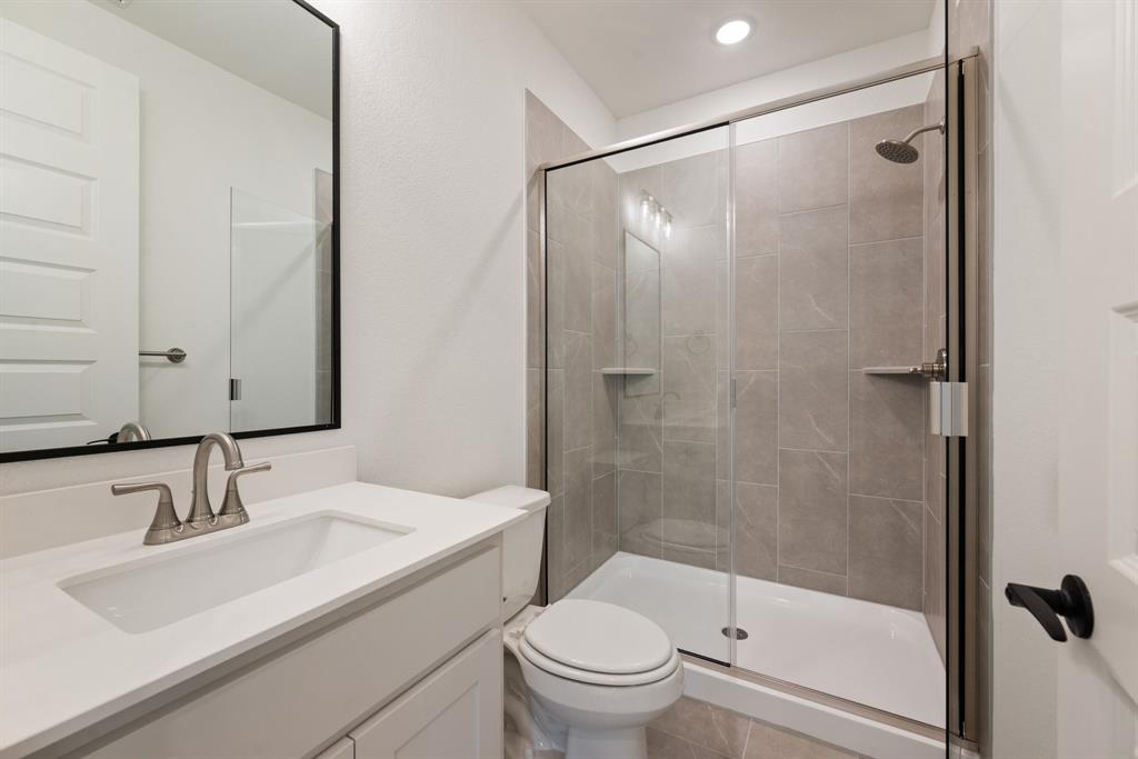 Settler's Glen - Residential