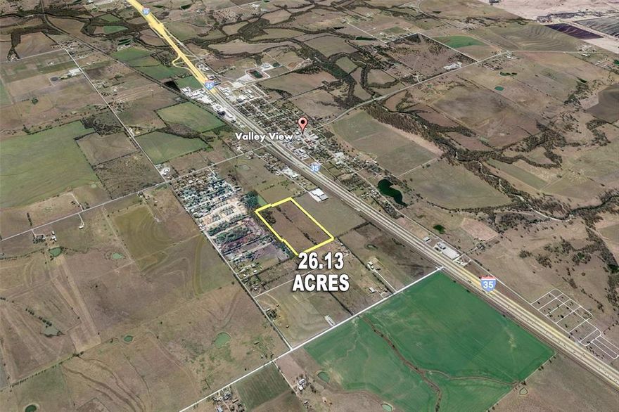 Amazing Owner Finance Opportunity with 50% Down!
This 26-acre tract in Valley View, TX offers endless potential with direct access to I-35, making travel to the DFW metroplex or Oklahoma seamless. A residential neighborhood borders one side, and the land is fully out of the flood zone—ideal for development, investment, or building your dream estate. Just minutes from Ray Roberts Lake State Park, enjoy boating, hiking, camping, and year-round outdoor activities. Families will appreciate nearby attractions like Sharkarosa Wildlife Ranch, Frank Buck Zoo, and Lake Ray Roberts Marina. The property is also close to quality schools, parks, and local farmers markets, providing a peaceful yet connected lifestyle. Valley View’s charming downtown offers small-town hospitality with local shops, cafes, and community events. Whether you’re looking to develop, hold, or build, this location combines tranquility, accessibility, and long-term growth potential. With owner financing available, this is a rare chance to secure prime land in a thriving area.