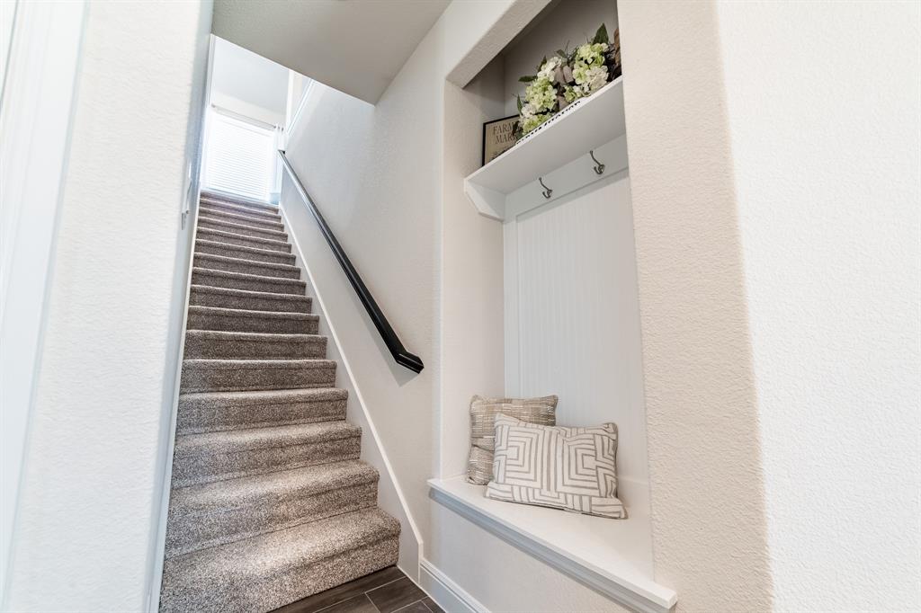 Weatherford, Texas 76087, United States, 4 Bedrooms Bedrooms, ,3 BathroomsBathrooms,Residential,Pending,88200