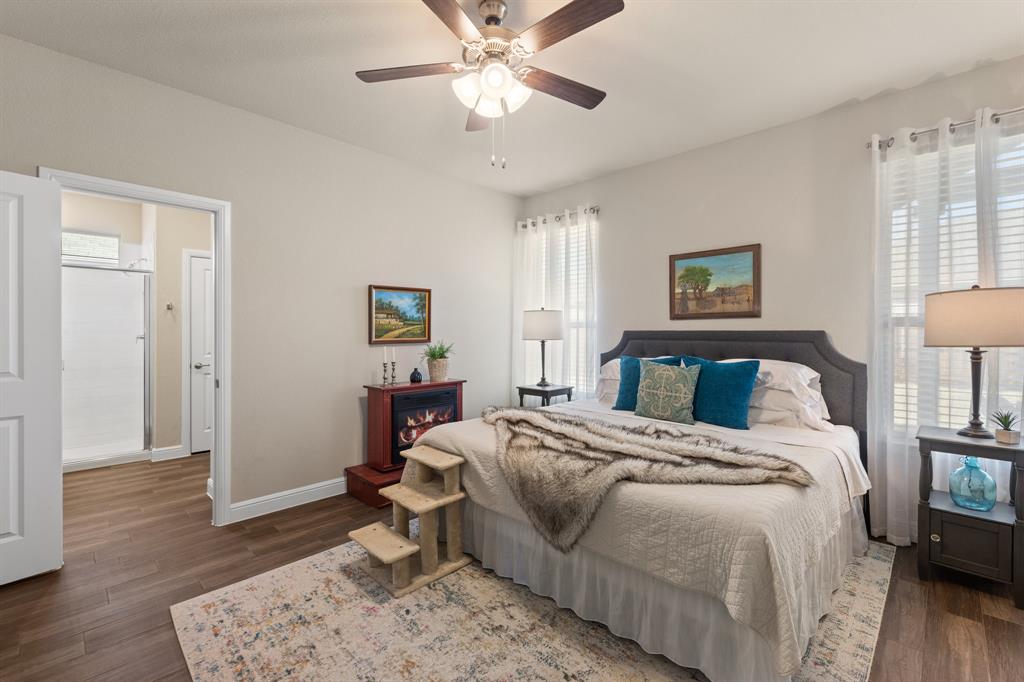 Weatherford, Texas 76087, United States, 4 Bedrooms Bedrooms, ,3 BathroomsBathrooms,Residential,Pending,88200