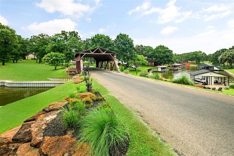 Tiny photo for 127 Hilton Head Island Drive, Mabank, TX 75156 (MLS # 21000177)