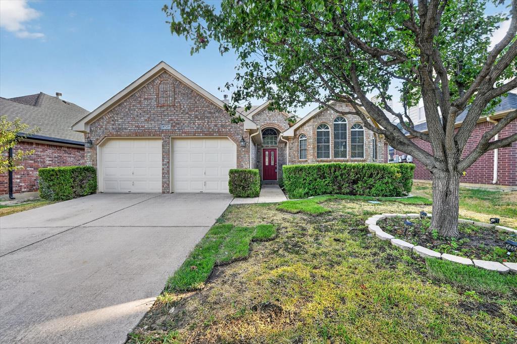 4520 Angelina Way