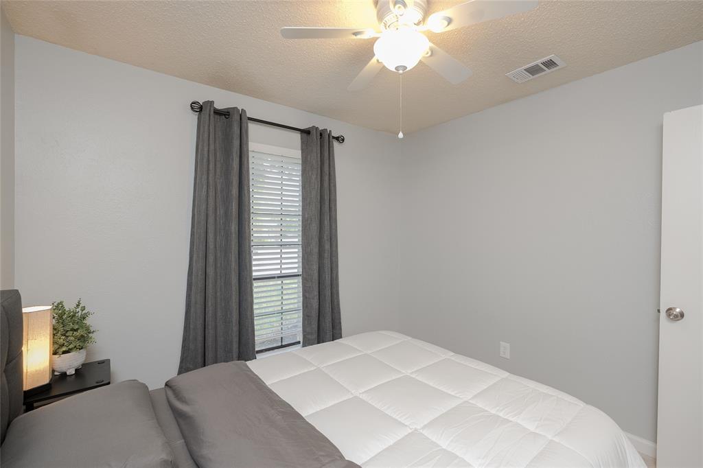 Lewisville Valley 3 - Residential Lease