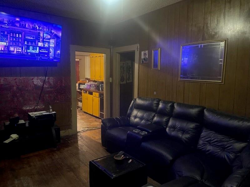 Town - Waxahachie - Residential