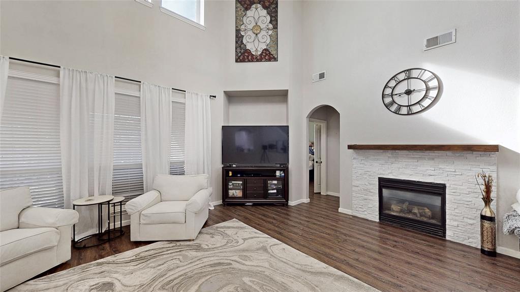 10444 Stoneside Trail