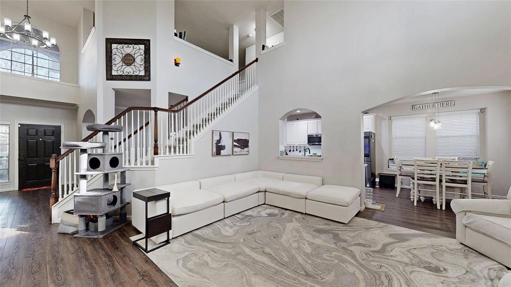 10444 Stoneside Trail