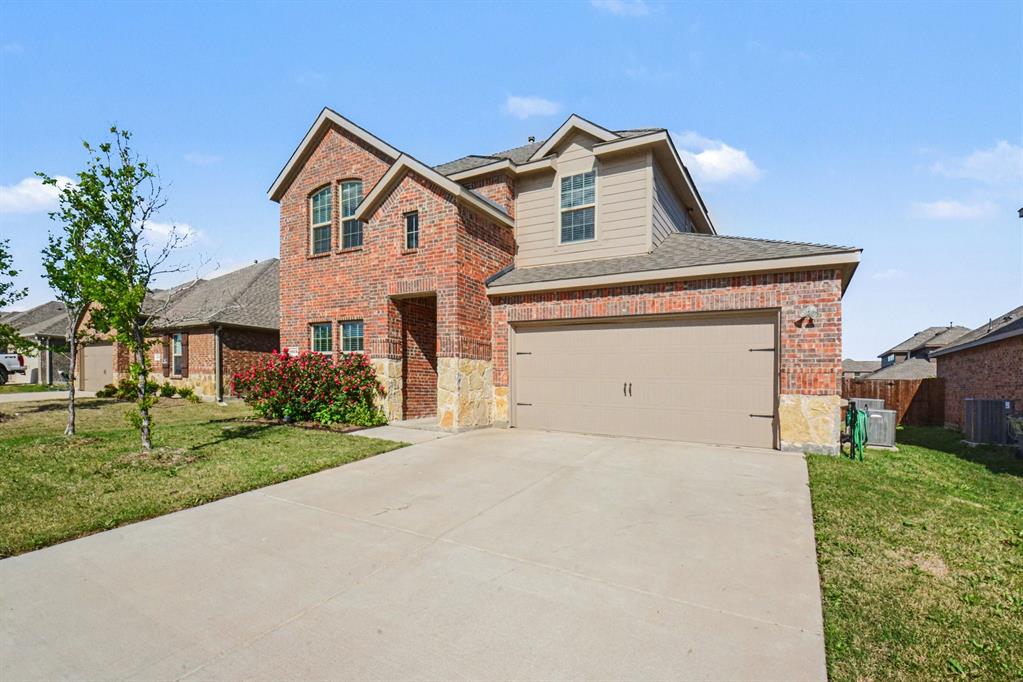 1613 Grand Villa Street