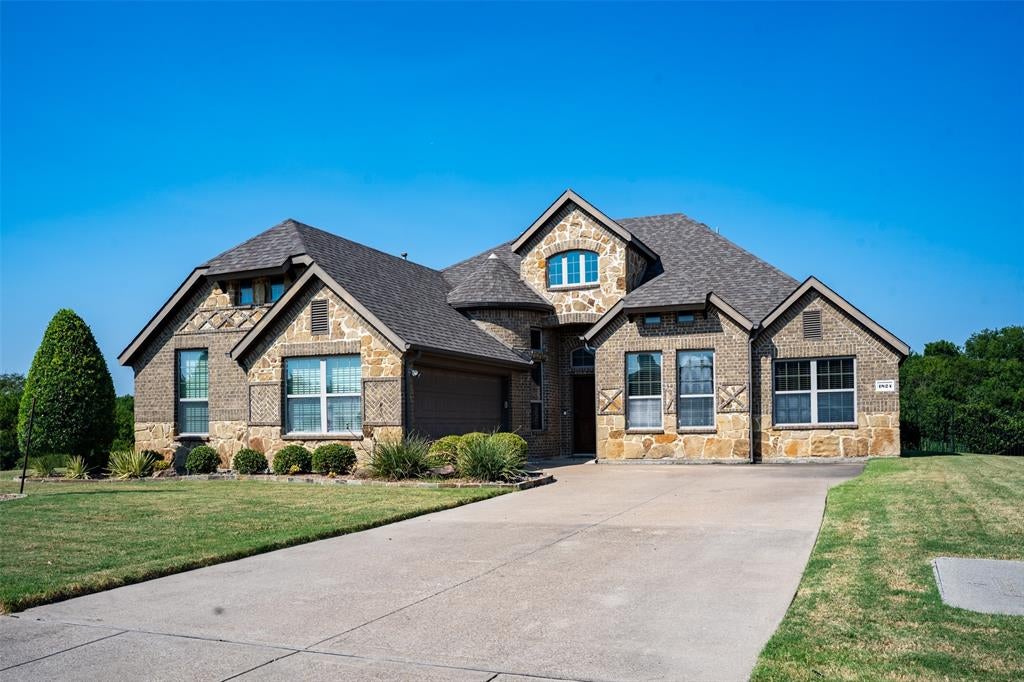 1824 Fair Oaks Lane