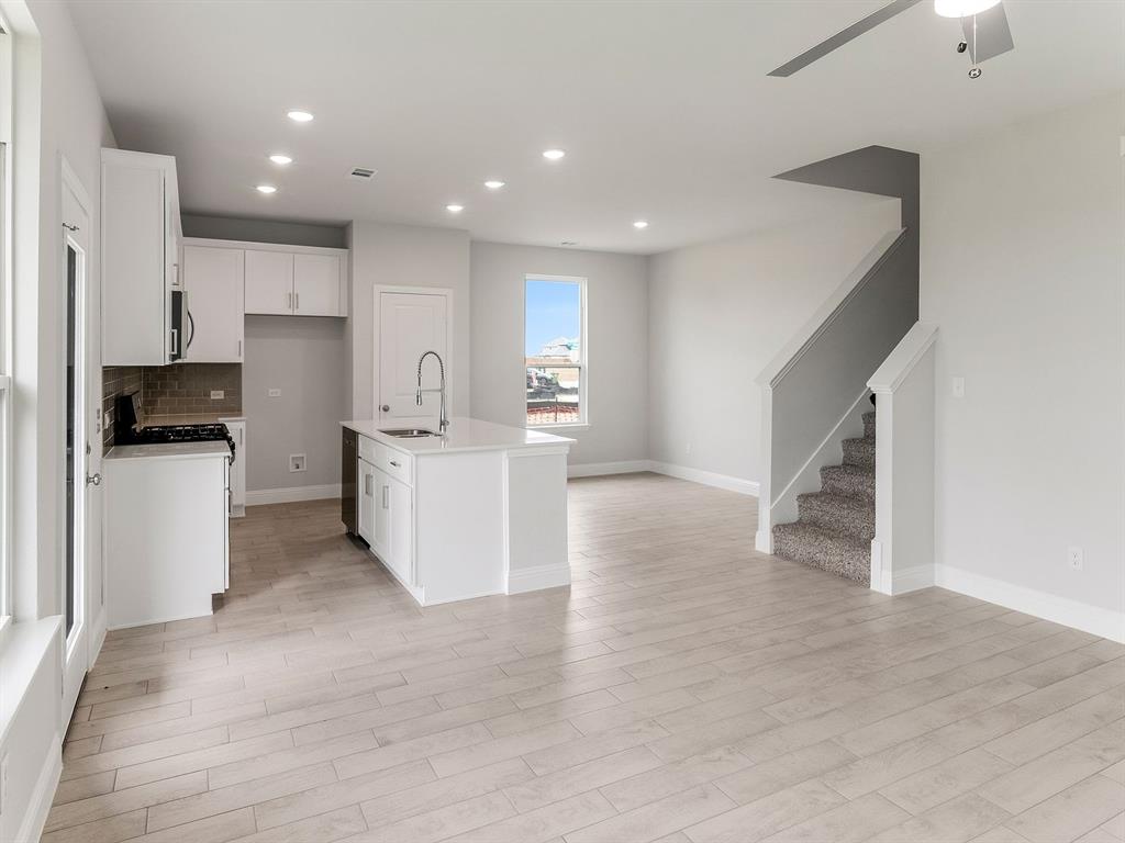 Santorini - Residential Lease