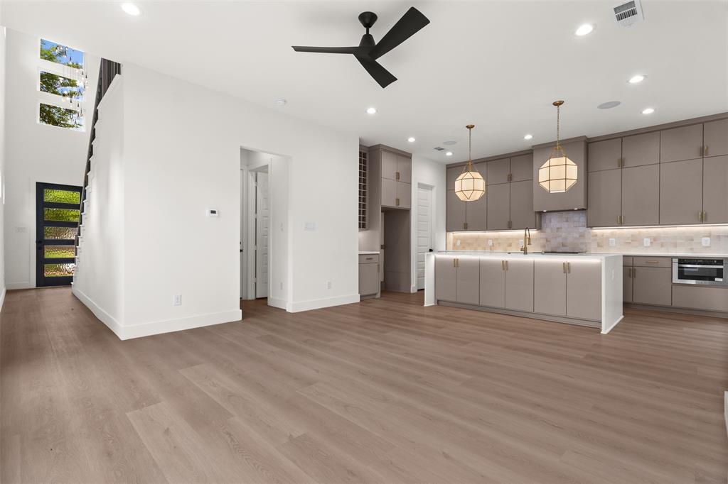 Victory Gardens - Residential