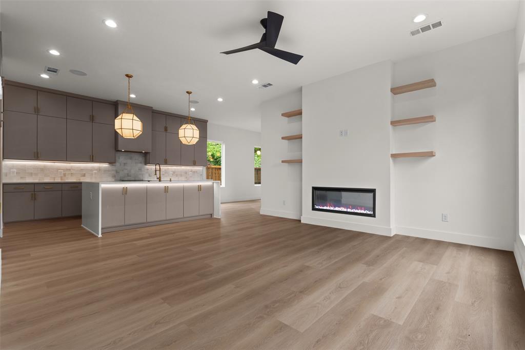 Victory Gardens - Residential