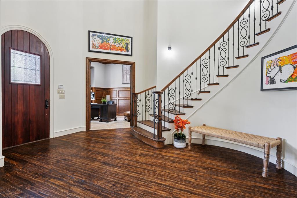 4290 Castle Bank Lane