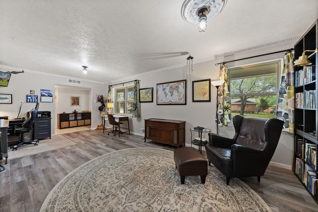 8309 Londonderry Lane