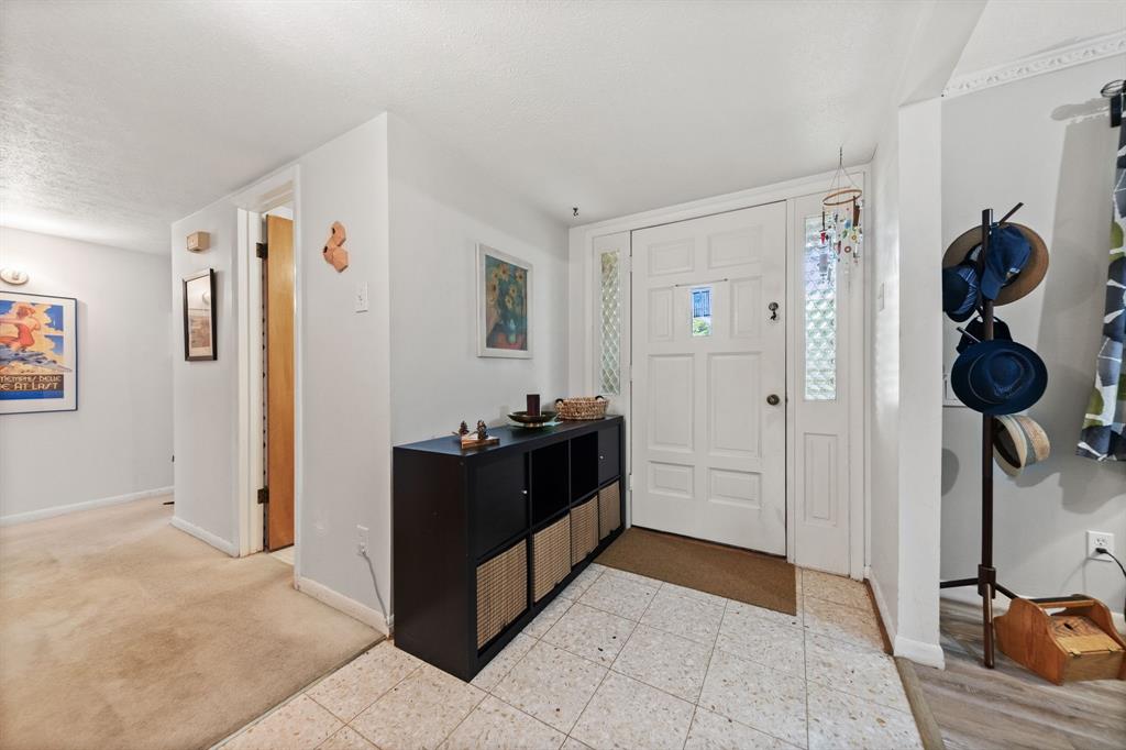 8309 Londonderry Lane