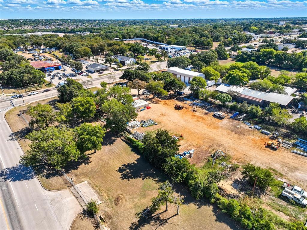 537 W Kennedale Parkway