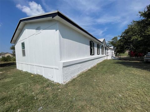 A home in Alvarado