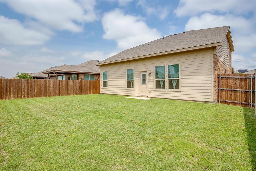 Photo 40 of 40 of 916 Meadow Scape Drive house