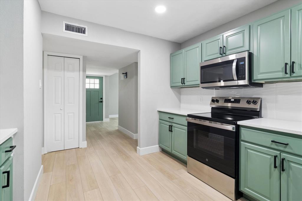 THE WOODS 11TH SEC REV - Residential