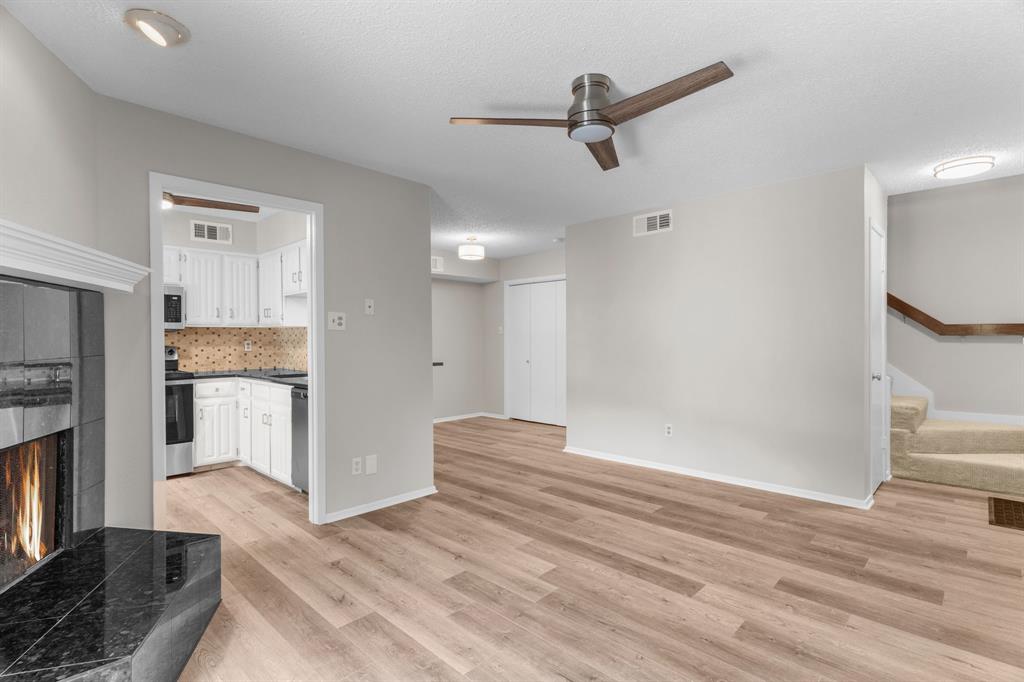 Richardson Crossing Condo - Residential