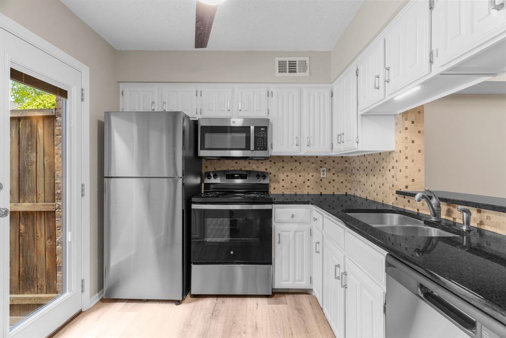 Richardson Crossing Condo - Residential