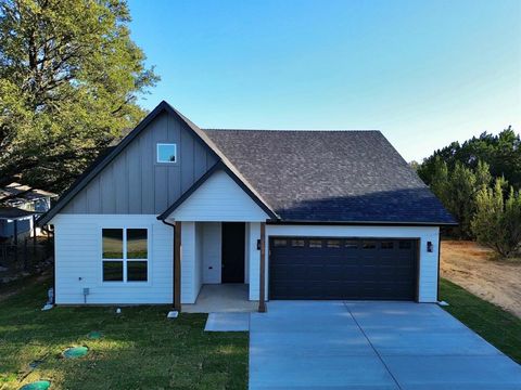 A home in Granbury