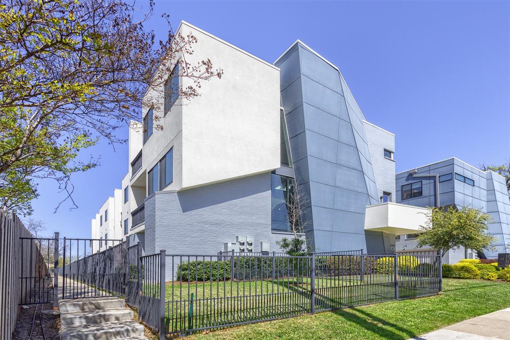 High Ground On Munger Condo - Residential