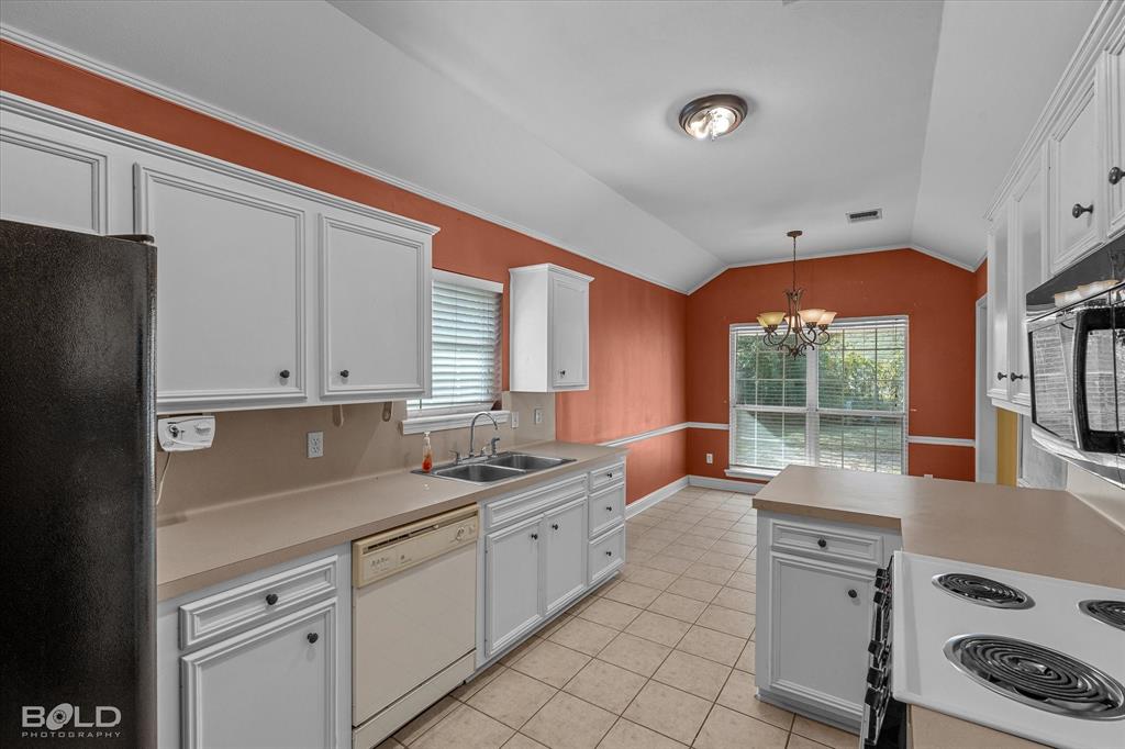 Bossier City, Louisiana 71111, United States, 3 Bedrooms Bedrooms, ,2 BathroomsBathrooms,Residential,Active,234825