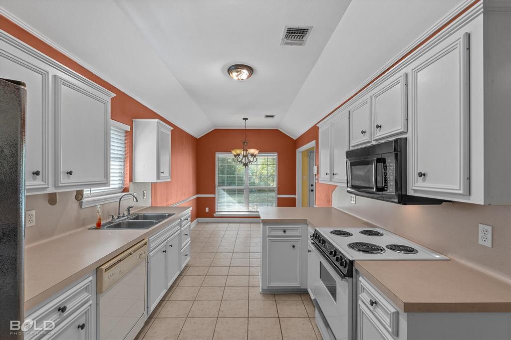 Bossier City, Louisiana 71111, United States, 3 Bedrooms Bedrooms, ,2 BathroomsBathrooms,Residential,Active,234825