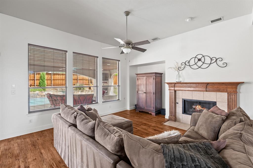 Hunters Landing Ph IV - Residential