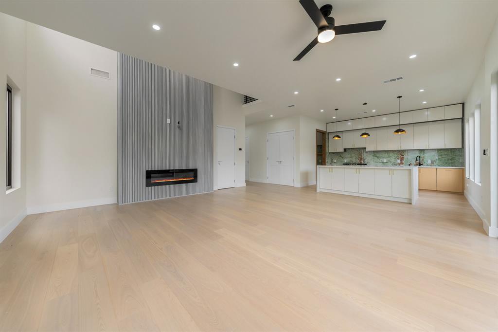 Barcelona Estates - Residential