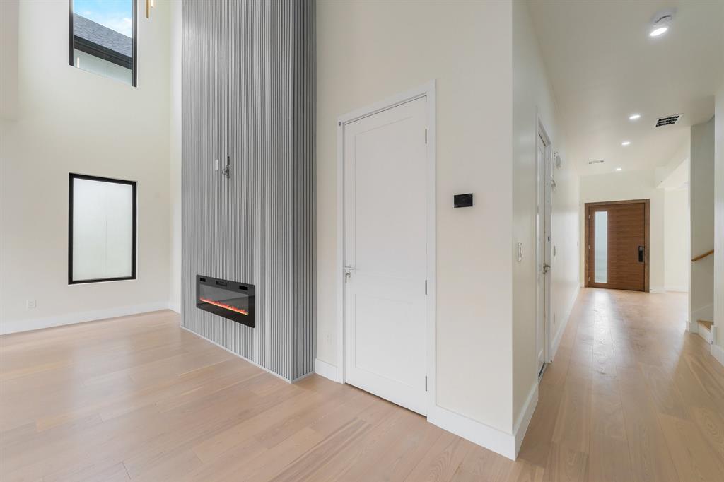 Barcelona Estates - Residential