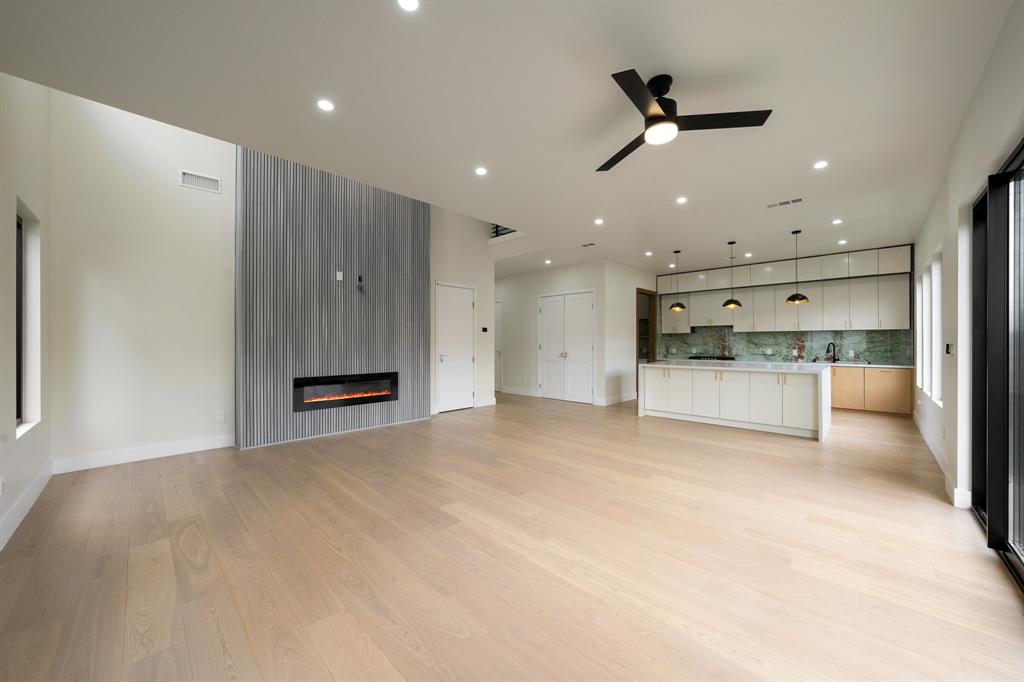 Barcelona Estates - Residential