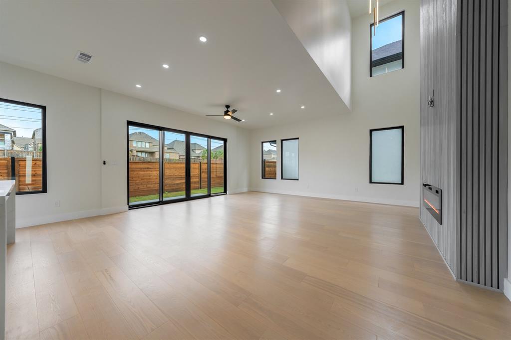 Barcelona Estates - Residential