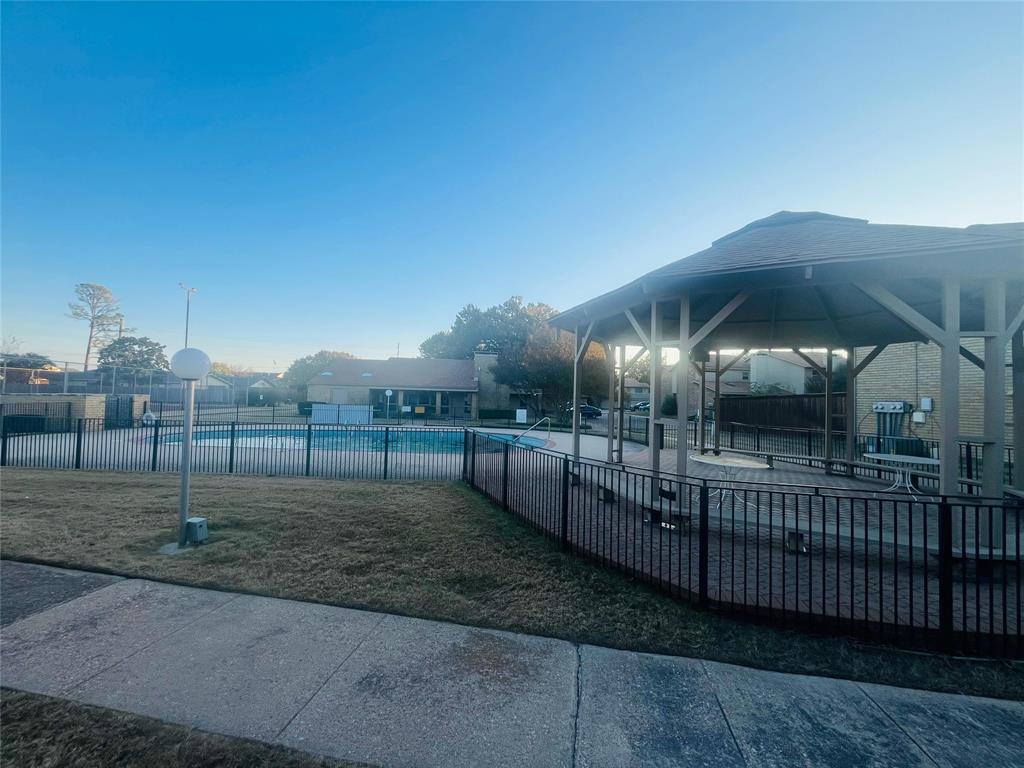 Oakland Hills Sec 02 - Residential