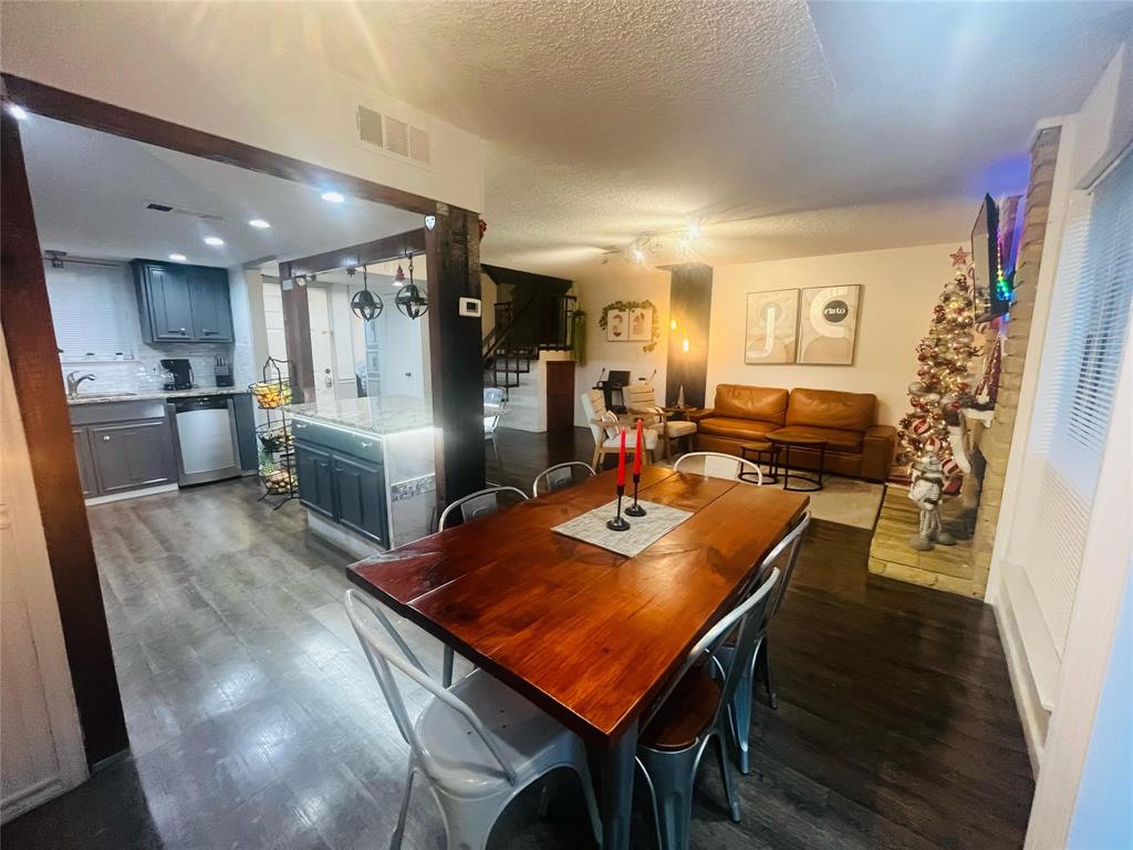 Oakland Hills Sec 02 - Residential