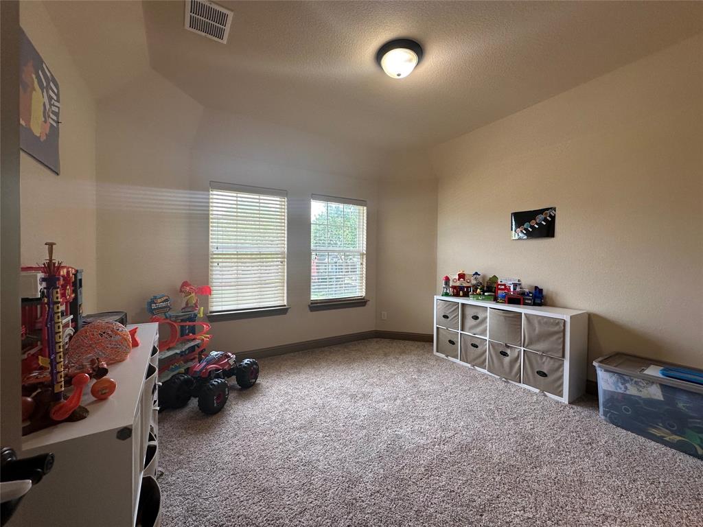 Kensington Gardens 01 - Residential