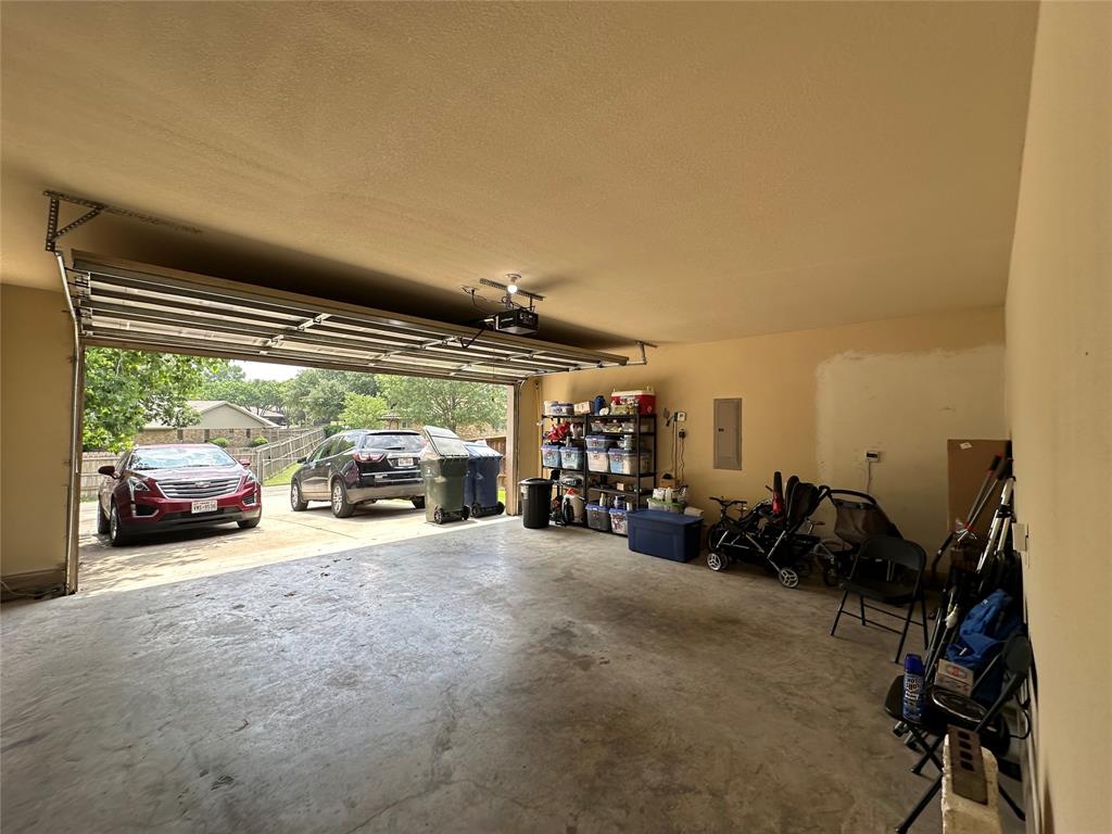 Kensington Gardens 01 - Residential