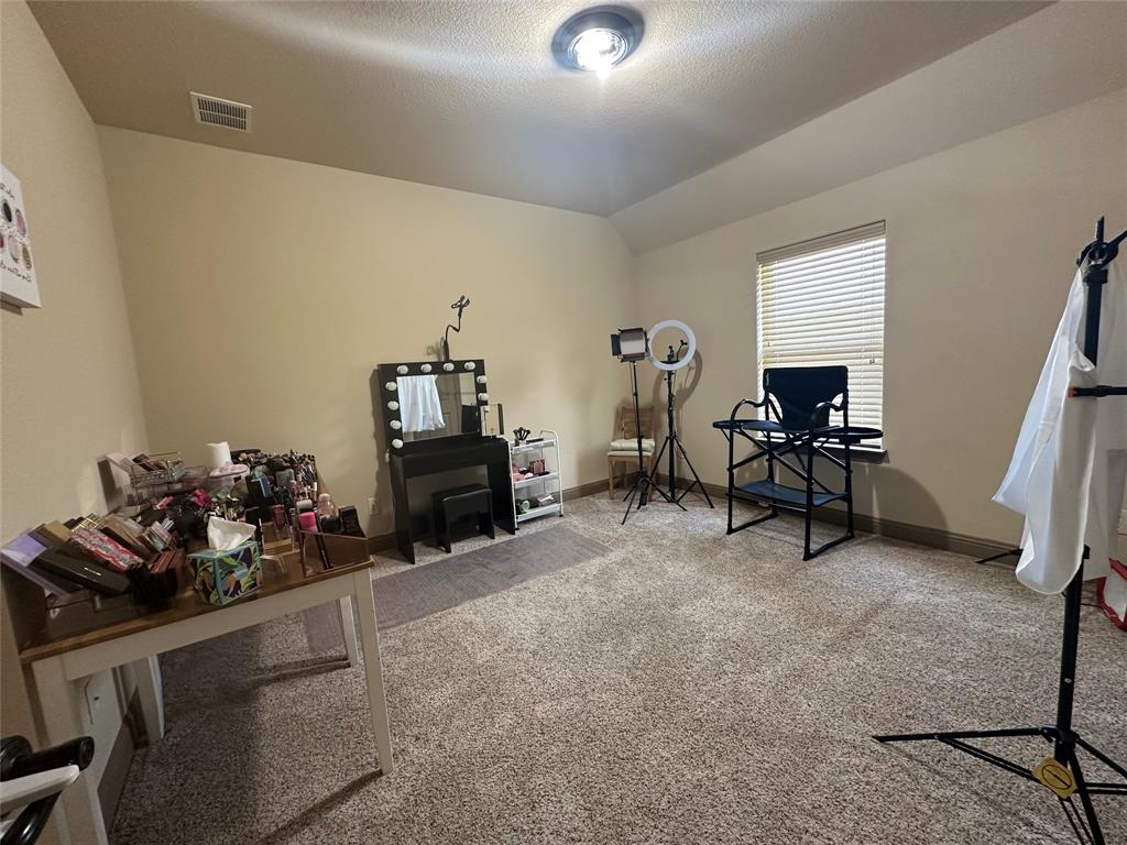 Kensington Gardens 01 - Residential