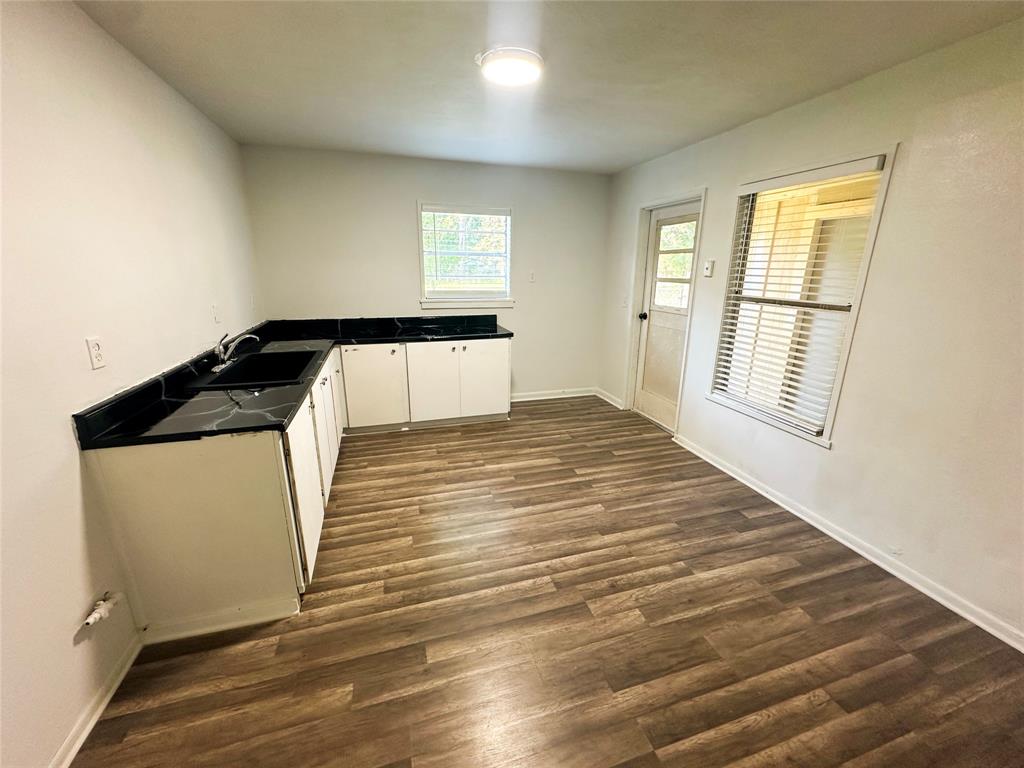 877 Willow Drive