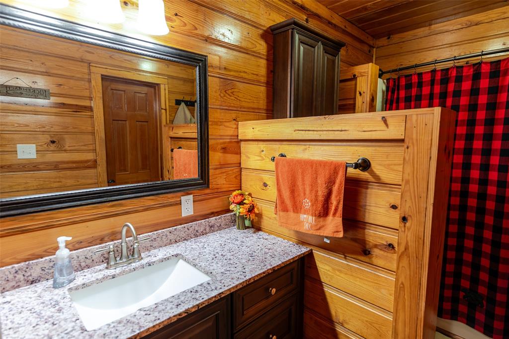 Thunderbird Point - Residential