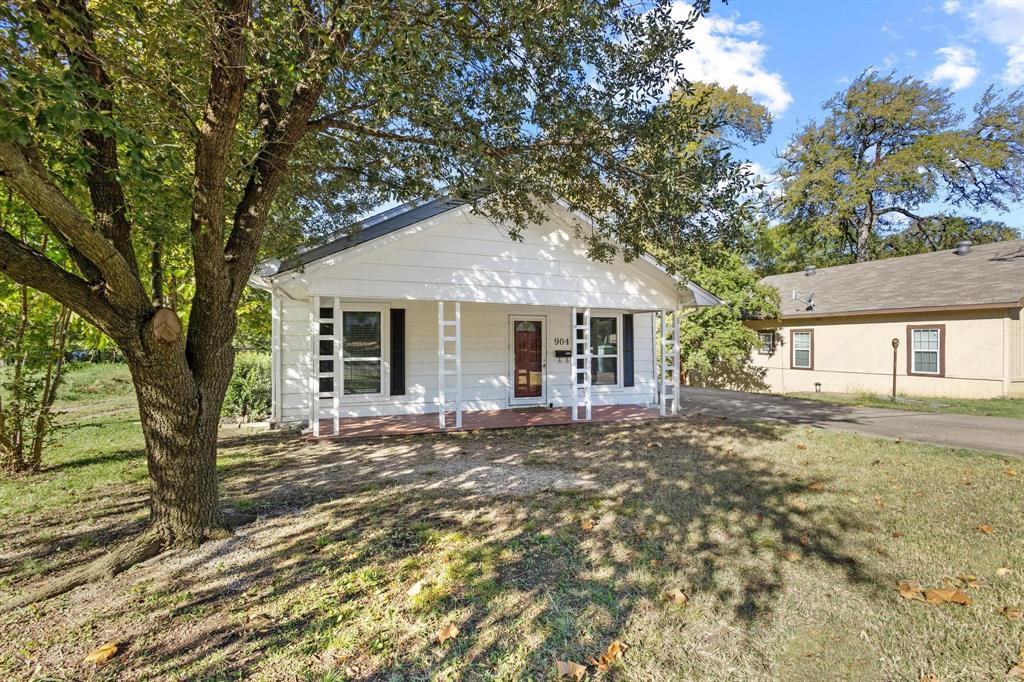 904 S Gribble Street