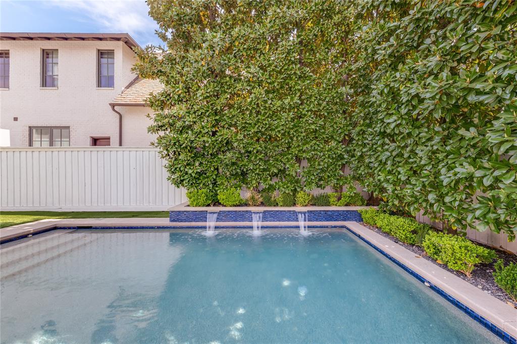 University Heights 4th Sec - Residential