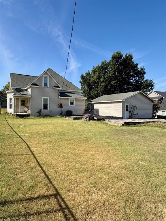 303 E 5th Street